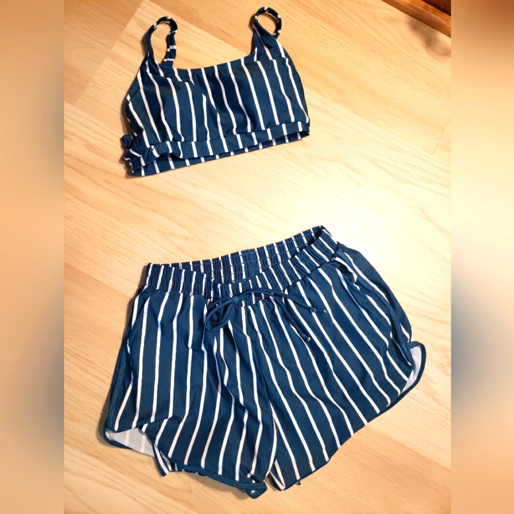 Bathing suit